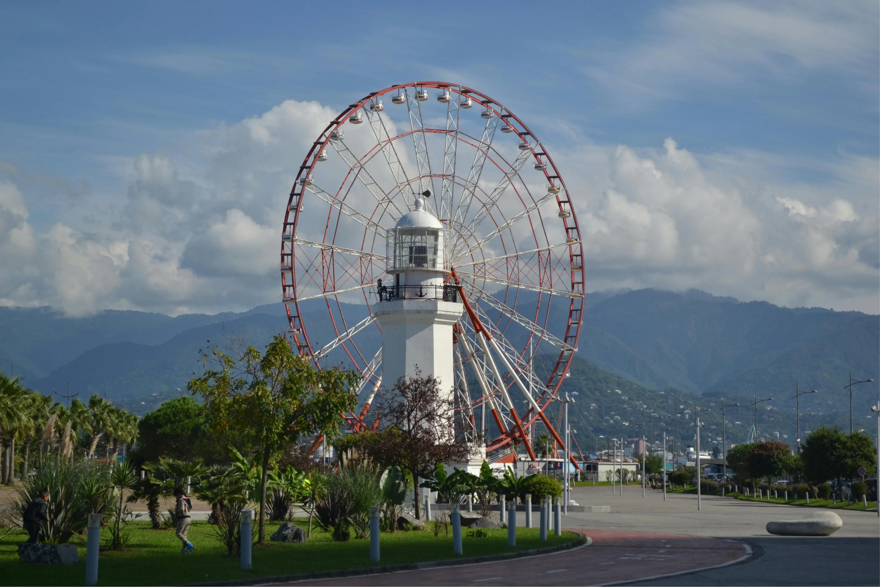 Ferris wheel in batumi